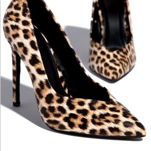 Miss Lolas women’s size 8 heels